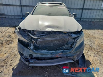 Piąte zdjęcie samochodu w środku: 2015 MERCEDES-BENZ GLA 250 4MATIC VIN:WDCTG4GBXFJ086874 - miniatura