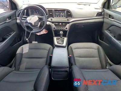 Zdjęcie 8 z 14 samochodu: 2017 HYUNDAI ELANTRA VALUE EDITION VIN:5NPD84LF4HH119315 - miniatura