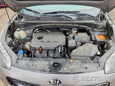 Zdjęcie 12 z 13 samochodu: 2017 KIA SPORTAGE EX VIN:KNDPNCAC3H7236414 - miniatura