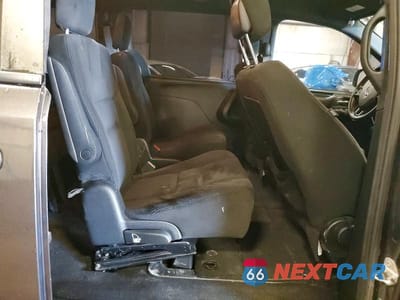 Zdjęcie 11 z 14 samochodu: 2017 DODGE GRAND CARAVAN SE VIN:2C4RDGBG0HR602624 - miniatura