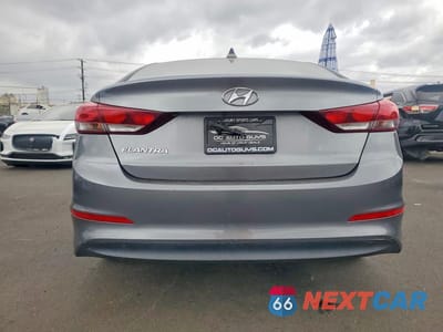 Zdjęcie 6 z 12 samochodu: 2018 HYUNDAI ELANTRA SEL VIN:5NPD84LF4JH292483 - miniatura