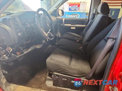 Zdjęcie 7 z 12 samochodu: 2010 GMC SIERRA K2500 SLE VIN:1GT4K0B68AF132743 - miniatura