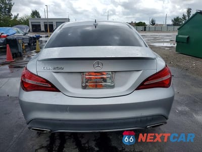 Zdjęcie 6 z 14 samochodu: 2019 MERCEDES-BENZ CLA 250 VIN:WDDSJ4EB6KN753731 - miniatura