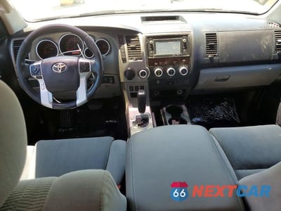 Zdjęcie 8 z 13 samochodu: 2015 TOYOTA SEQUOIA SR5 VIN:5TDZY5G14FS059926 - miniatura