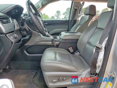Zdjęcie 7 z 14 samochodu: 2018 CHEVROLET SUBURBAN C1500 LT VIN:1GNSCHKC0JR343336 - miniatura
