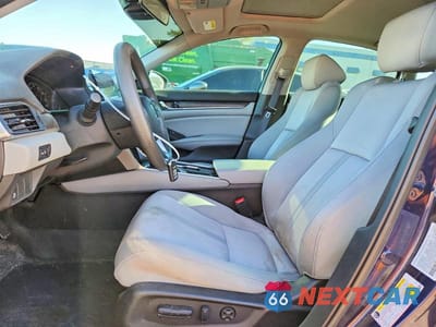 Zdjęcie 7 z 12 samochodu: 2020 HONDA ACCORD EX VIN:1HGCV1F46LA112994 - miniatura