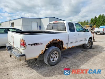 Trzecie zdjęcie samochodu z tyłu: 2002 TOYOTA TUNDRA ACCESS CAB LIMITED VIN:5TBBT48112S257245 - miniatura