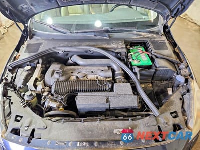 Zdjęcie 11 z 12 samochodu: 2013 VOLVO S60 T5 VIN:YV1612FH4D2217300 - miniatura