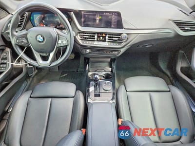 Zdjęcie 8 z 12 samochodu: 2021 BMW 228I VIN:WBA53AK00M7J04708 - miniatura