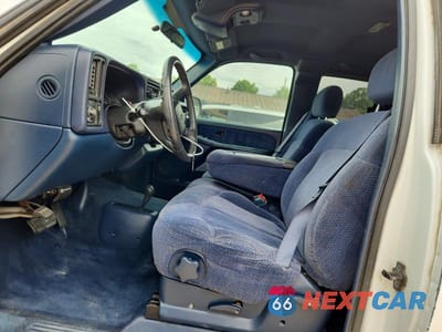 Zdjęcie 7 z 12 samochodu: 1999 CHEVROLET SILVERADO K1500 VIN:2GCEK19V5X1243404 - miniatura