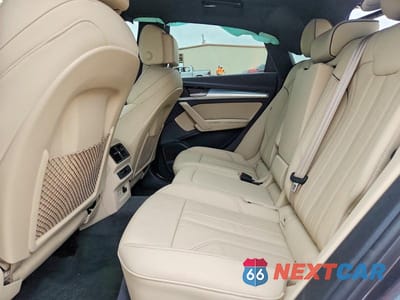 Zdjęcie 10 z 13 samochodu: 2025 AUDI Q5 SPORTBACK PRM PLS 45 VIN:WA15AAFY4S2045966 - miniatura