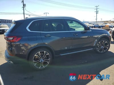 Trzecie zdjęcie samochodu z tyłu: 2021 BMW X5 SDRIVE 40I VIN:5UXCR4C05M9H66508 - miniatura