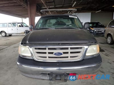 Piąte zdjęcie samochodu w środku: 2003 FORD F150 VIN:1FTRX17283NA84804 - miniatura
