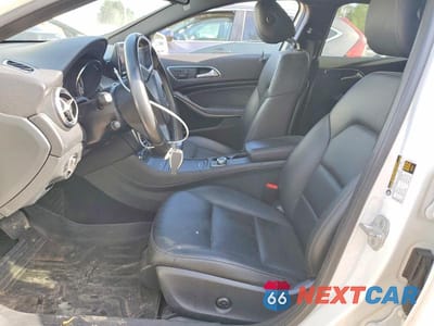 Zdjęcie 7 z 13 samochodu: 2015 MERCEDES-BENZ GLA 250 4MATIC VIN:WDCTG4GB9FJ159961 - miniatura
