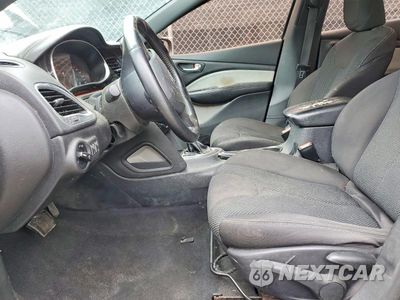 Zdjęcie 7 z 12 samochodu: 2015 DODGE DART SXT VIN:1C3CDFBB0FD116565 - miniatura
