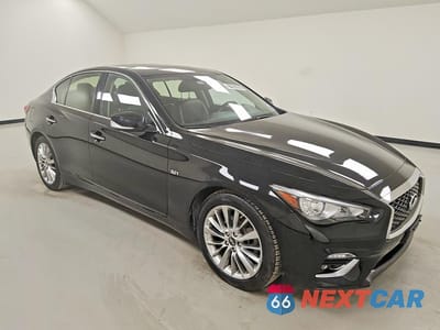 Czwarte zdjęcie samochodu z boku: 2019 INFINITI Q50 3.0T LUXE VIN:JN1EV7AR9KM557520 - miniatura