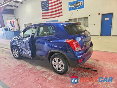 Drugie zdjęcie samochodu z przodu: 2017 CHEVROLET TRAX LS VIN:3GNCJKSB6HL147515 - miniatura