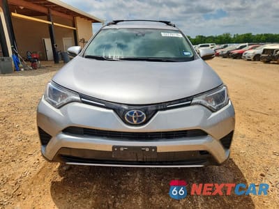 Piąte zdjęcie samochodu w środku: 2018 TOYOTA RAV4 HYBRID LE VIN:JTMRJREV0JD178319 - miniatura
