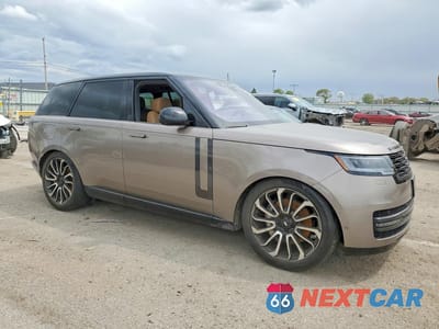 Czwarte zdjęcie samochodu z boku: 2023 LAND ROVER RANGE ROVER SE VIN:SALKP9FU3PA012207 - miniatura