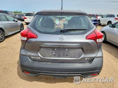 Zdjęcie 6 z 12 samochodu: 2019 NISSAN KICKS SV VIN:3N1CP5CU3KL508993 - miniatura
