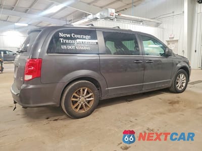 Trzecie zdjęcie samochodu z tyłu: 2019 DODGE GRAND CARAVAN SXT VIN:2C4RDGCG9KR590401 - miniatura