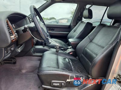 Zdjęcie 7 z 13 samochodu: 2002 NISSAN PATHFINDER SE VIN:JN8DR09YX2W713900 - miniatura