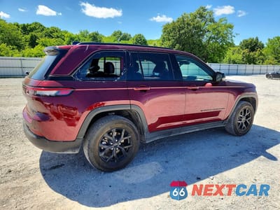 Trzecie zdjęcie samochodu z tyłu: 2024 JEEP GRAND CHEROKEE LAREDO VIN:1C4RJHAG9RC187376 - miniatura