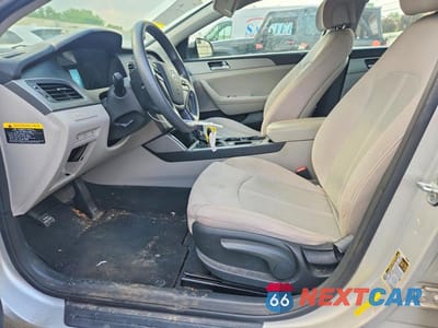Zdjęcie 7 z 12 samochodu: 2015 HYUNDAI SONATA SE VIN:5NPE24AF7FH149060 - miniatura