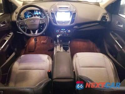 Zdjęcie 8 z 13 samochodu: 2018 FORD ESCAPE SE VIN:1FMCU9GD1JUC31347 - miniatura