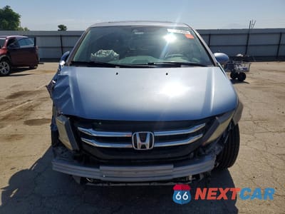 Piąte zdjęcie samochodu w środku: 2014 HONDA ODYSSEY EXL VIN:5FNRL5H68EB068236 - miniatura