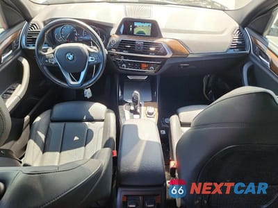 Zdjęcie 8 z 13 samochodu: 2019 BMW X3 SDRIVE30I VIN:5UXTR7C53KLR51330 - miniatura
