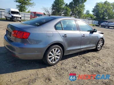 Trzecie zdjęcie samochodu z tyłu: 2012 VOLKSWAGEN JETTA SE VIN:3VWDP7AJ4CM312575 - miniatura