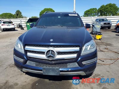 Piąte zdjęcie samochodu w środku: 2014 MERCEDES-BENZ GL 450 4MATIC VIN:4JGDF7CE9EA333620 - miniatura