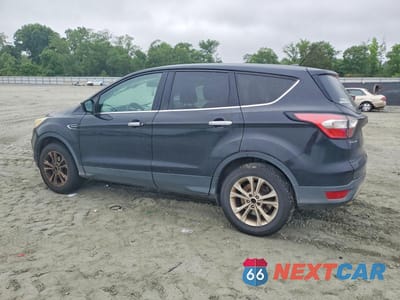 Drugie zdjęcie samochodu z przodu: 2017 FORD ESCAPE SE VIN:1FMCU0GD6HUB96407 - miniatura