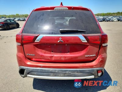 Zdjęcie 6 z 13 samochodu: 2018 MITSUBISHI OUTLANDER ES VIN:JA4AD2A33JZ010896 - miniatura