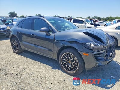 Czwarte zdjęcie samochodu z boku: 2017 PORSCHE MACAN VIN:WP1AB2A5XHLB19753 - miniatura