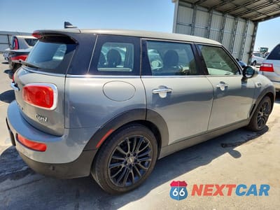 Trzecie zdjęcie samochodu z tyłu: 2017 MINI COOPER CLUBMAN VIN:WMWLN5C37H2E33865 - miniatura