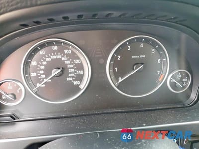 Zdjęcie 9 z 13 samochodu: 2016 BMW X5 XDRIVE35I VIN:5UXKR0C5XG0U08732 - miniatura