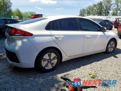 Trzecie zdjęcie samochodu z tyłu: 2019 HYUNDAI IONIQ BLUE VIN:KMHC65LC1KU129046 - miniatura