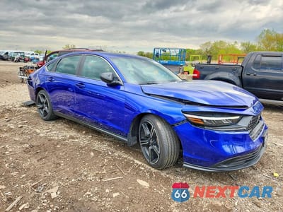 Czwarte zdjęcie samochodu z boku: 2023 HONDA ACCORD HYBRID SPORT VIN:1HGCY2F51PA045782 - miniatura