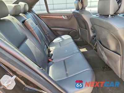 Zdjęcie 10 z 13 samochodu: 2009 MERCEDES-BENZ C 300 VIN:WDDGF54X99R050413 - miniatura