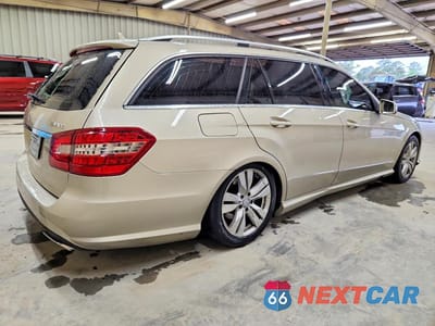 Trzecie zdjęcie samochodu z tyłu: 2011 MERCEDES-BENZ E 350 4MATIC WAGON VIN:WDDHH8HB2BA453703 - miniatura