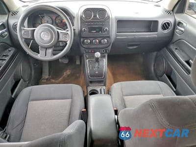 Zdjęcie 8 z 13 samochodu: 2014 JEEP PATRIOT SPORT VIN:1C4NJPBB2ED916253 - miniatura
