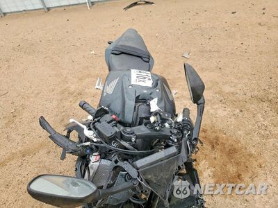 Piąte zdjęcie samochodu w środku: 2026 HONDA CBR650 R VIN:MLHRH1550T5200245 - miniatura