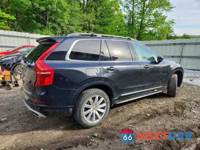 Trzecie zdjęcie samochodu z tyłu: 2016 VOLVO XC90 T6 VIN:YV4A22PK7G1085664 - miniatura