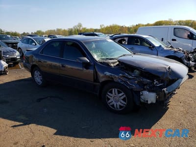 Czwarte zdjęcie samochodu z boku: 2001 TOYOTA CAMRY LE VIN:4T1BG22K61U868444 - miniatura