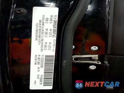 Zdjęcie 13 z 13 samochodu: 2014 CHRYSLER 300 S VIN:2C3CCAGG7EH273649 - miniatura