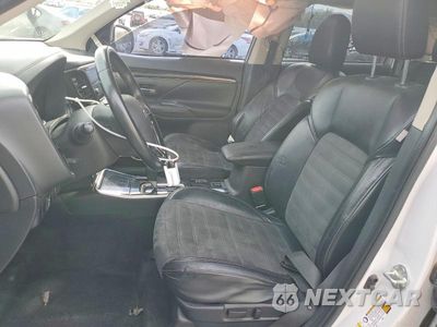 Zdjęcie 7 z 14 samochodu: 2019 MITSUBISHI OUTLANDER SE VIN:JA4AD3A34KZ014656 - miniatura