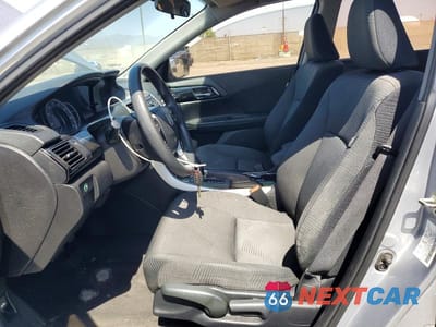 Zdjęcie 7 z 12 samochodu: 2017 HONDA ACCORD LX VIN:1HGCR2F31HA012018 - miniatura