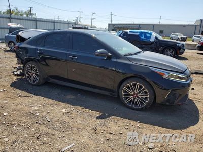 Czwarte zdjęcie samochodu z boku: 2024 KIA FORTE GT VIN:3KPF44AC0RE716352 - miniatura